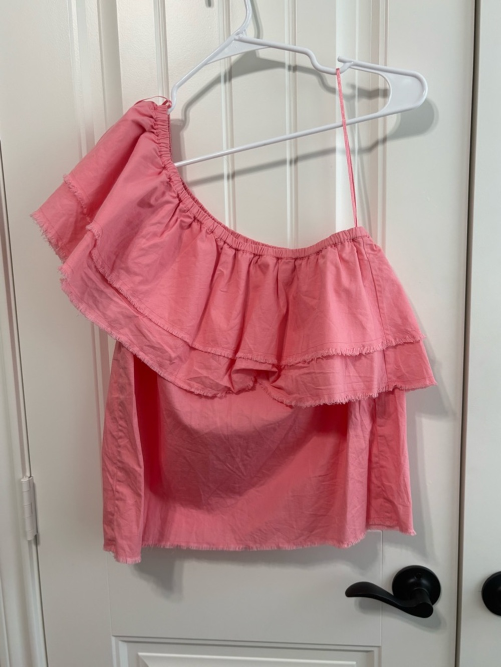 crown & ivy Coral One-Shoulder Ruffle Camisole - Picture 2 of 5